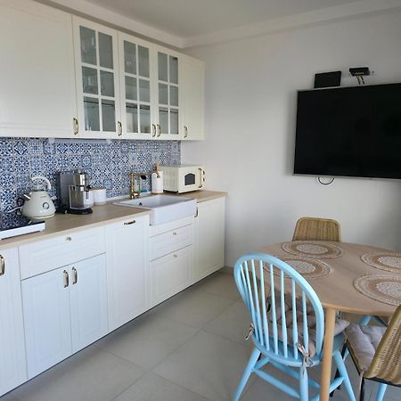 Sun And Sea Deluxe Apartments Спліт Номер фото